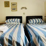 Maypole Cottages No 10 Broad Street Padstow