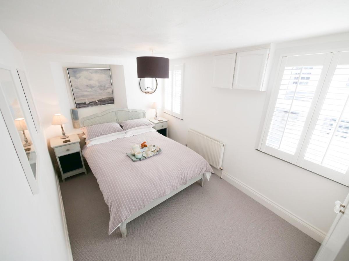 Holiday home Escapes - Captains Padstow