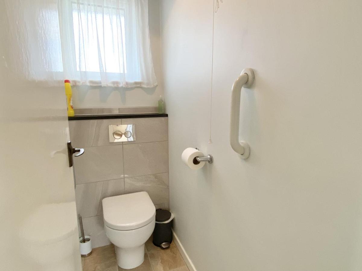 Gwel Teg, 30 Egerton Road Holiday home