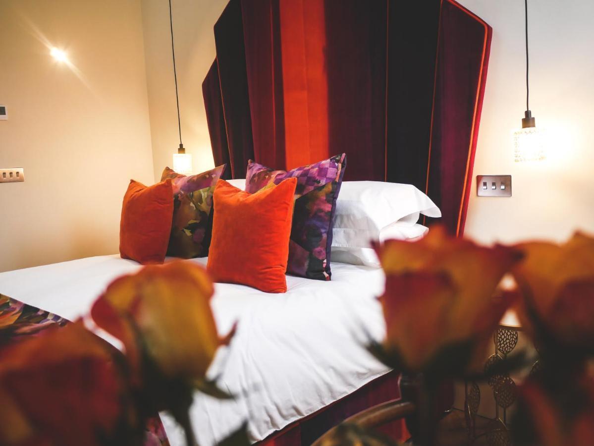 Escapes - The Long Luxury Apartment Padstow