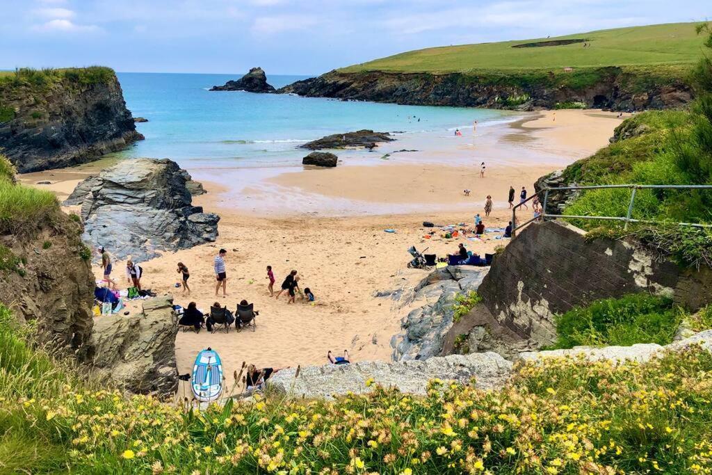 Trevone Bay Seaside For 4 - Close To And Padstow