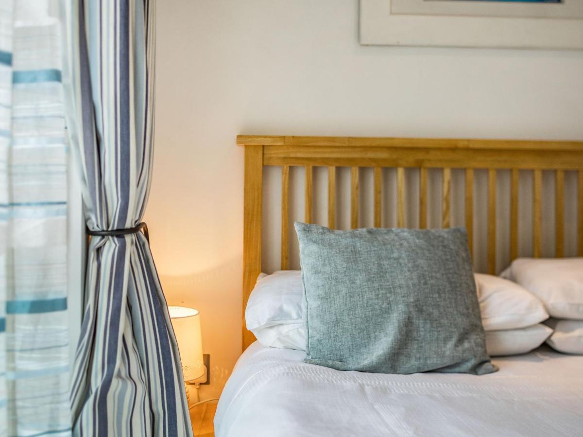 Constantine Bay Apartment