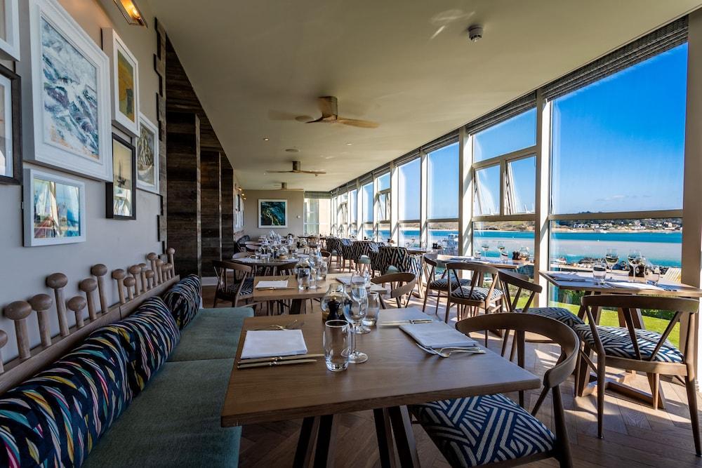 Harbour Hotel