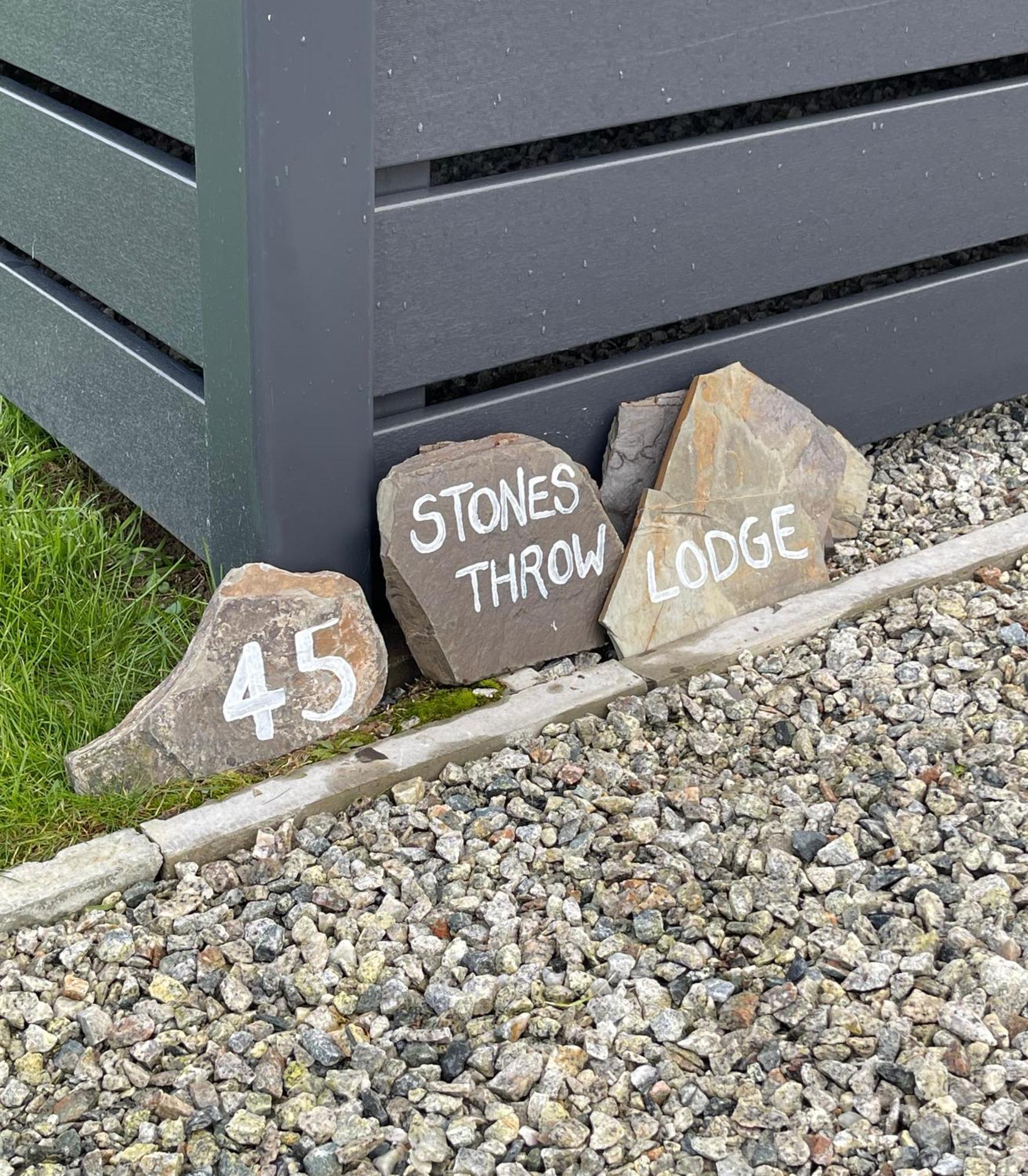 Stones Throw Apartamento Padstow