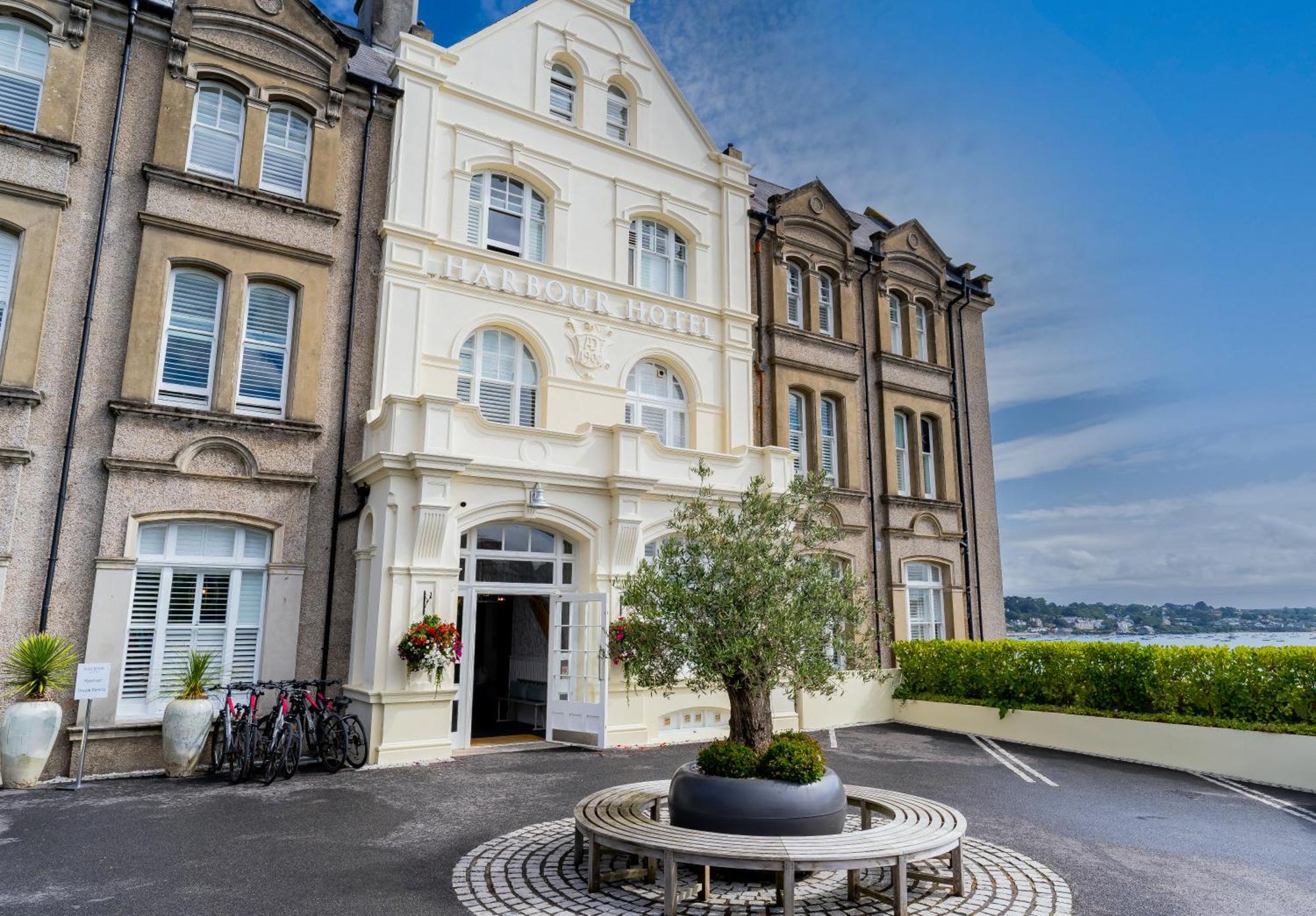 Harbour Hotel
