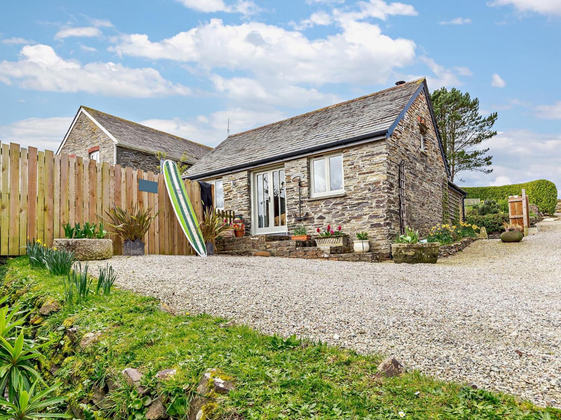 2 Bed In Theli * Padstow
