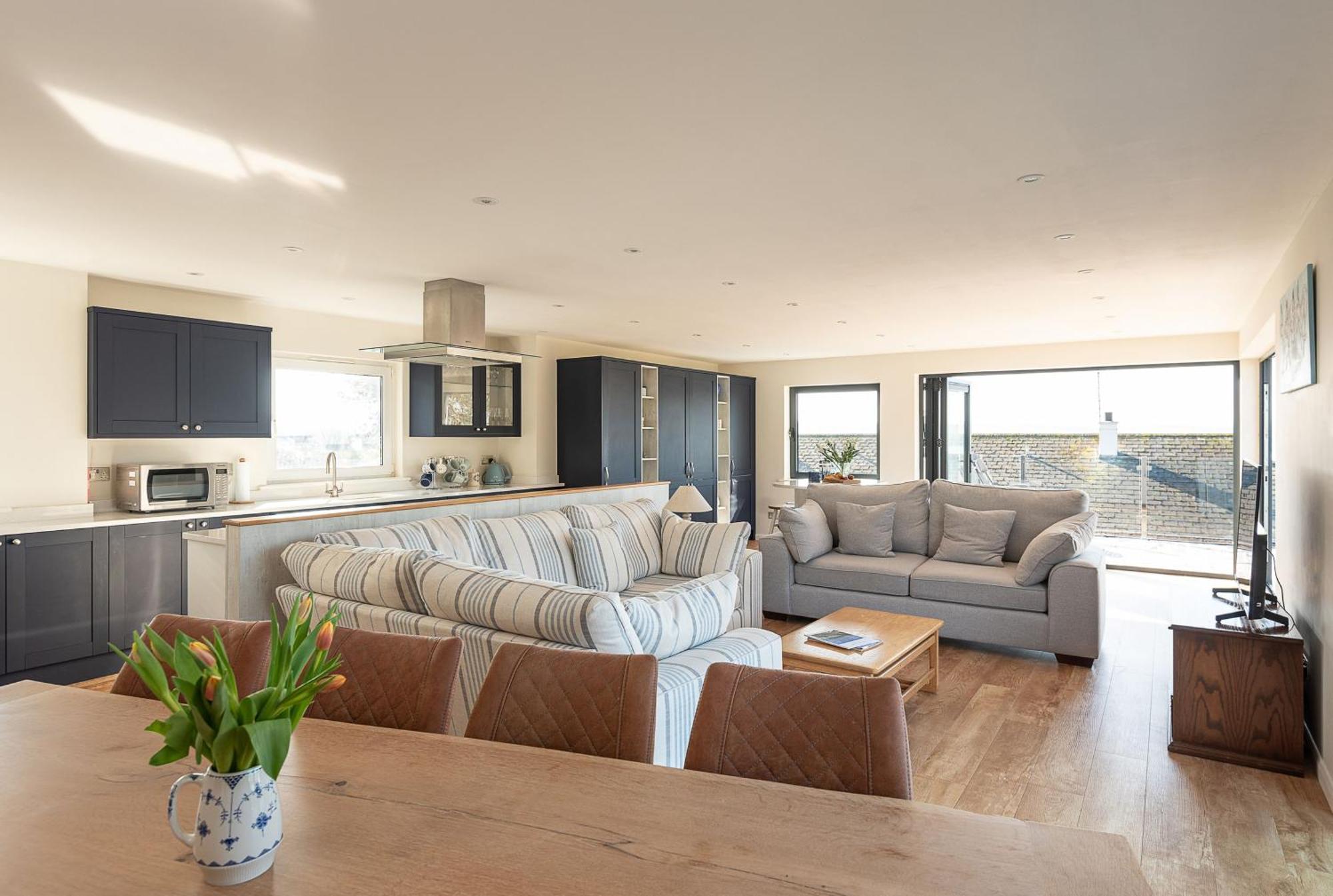 Anchorage 4 Holiday home *