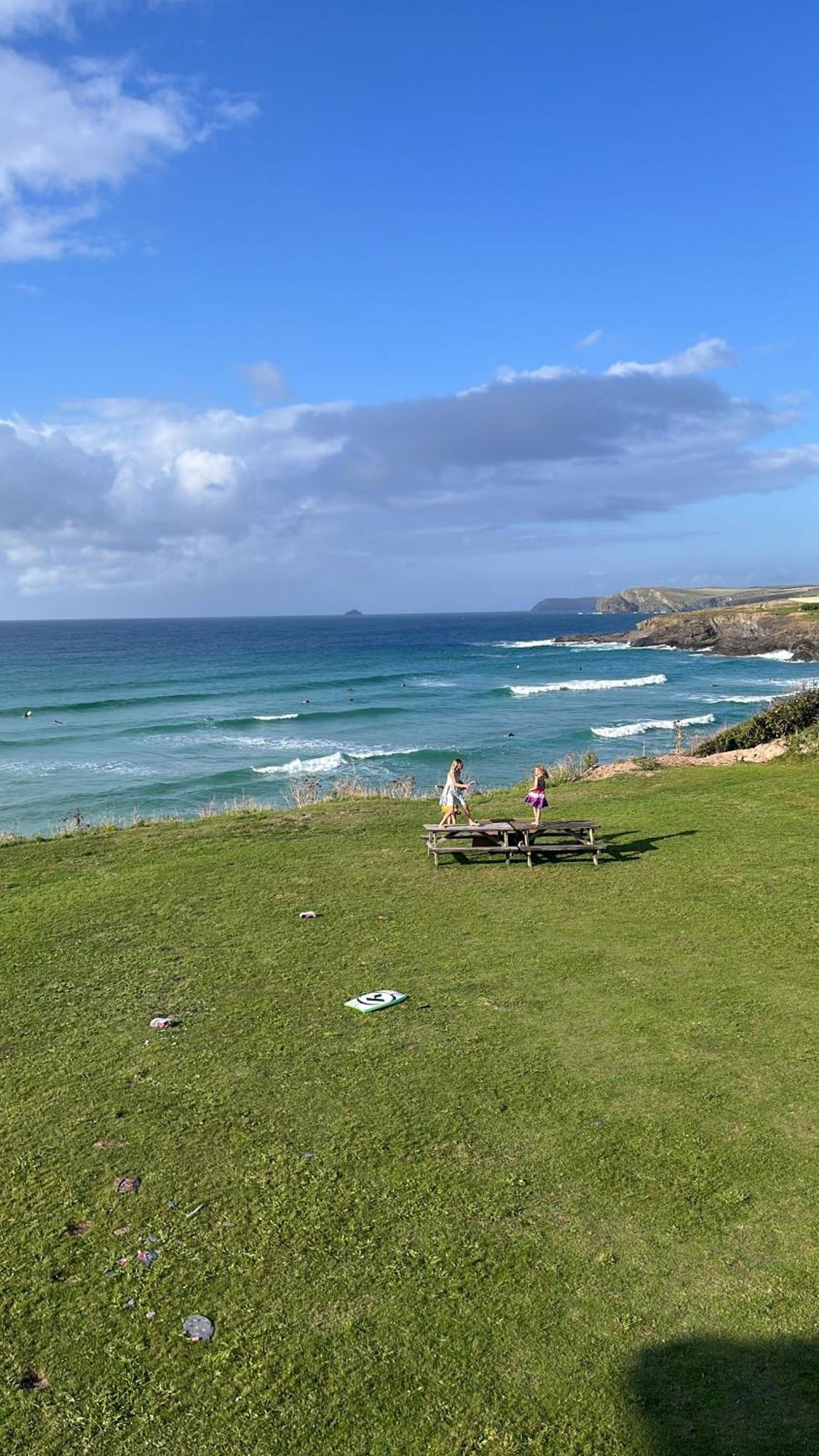 Headlands- Stylish Oceanfront On Harlyn Bay