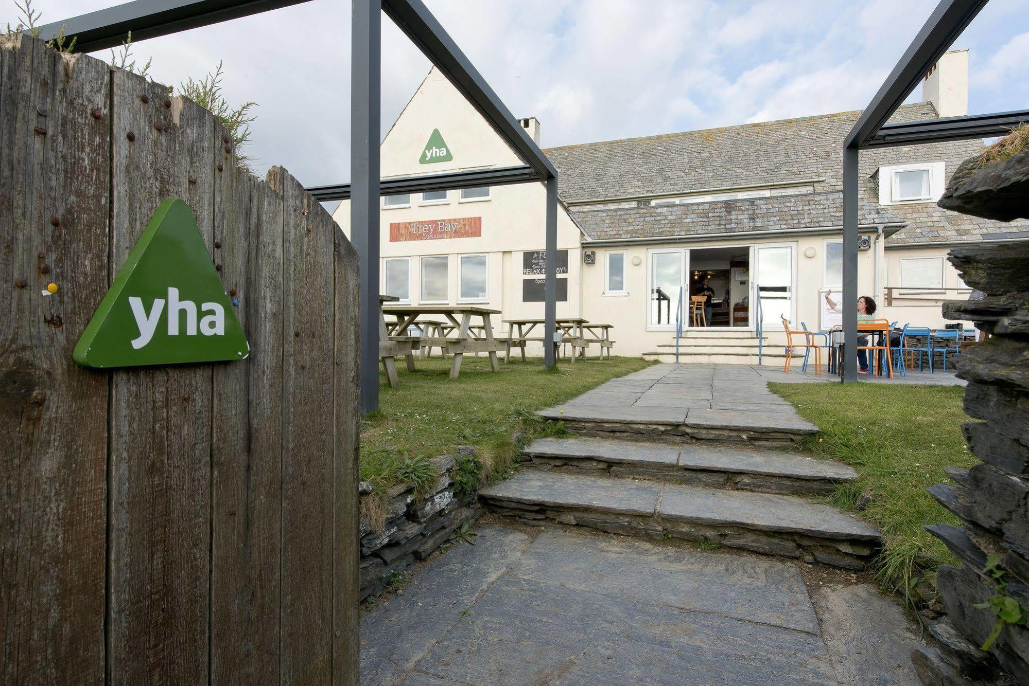 Yha Treyarnon Bay