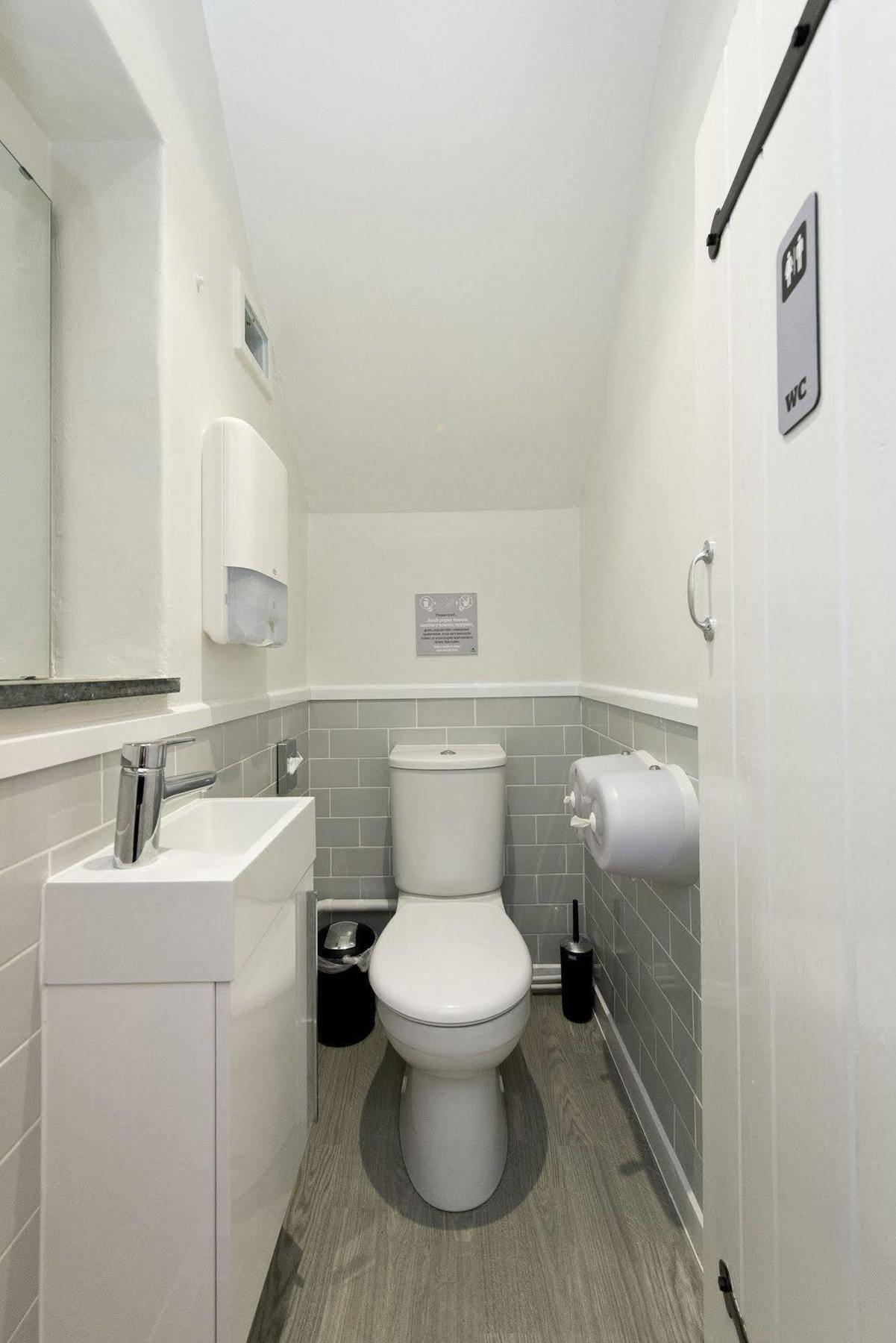 Yha Treyarnon Bay Hostel