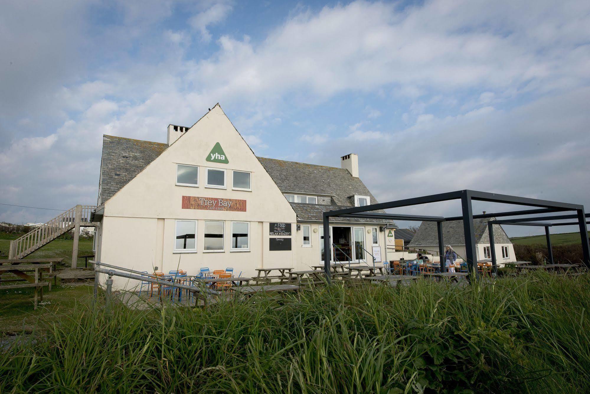Yha Treyarnon Bay Hostel
