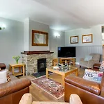 Holiday Home Old School House By Interhome