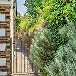 Finest Retreats - Forge Cottage