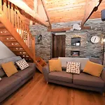 3 Bed In Padstow 51214