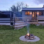 Beautiful Cabin Near Padstow