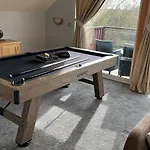 Swallow Lodge With Hot Tub, Dogs Welcome Sleeps 8, Great Resort Facilities