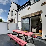 50 Padstow