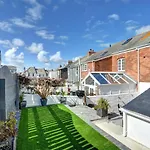 Samphire House