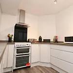 Town Centre Apartment Dogs Welcome