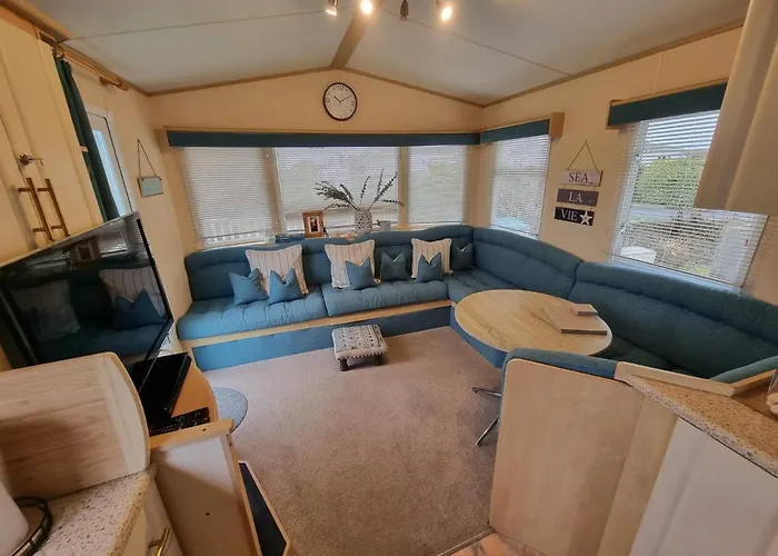 Seven Bays Holiday Home
