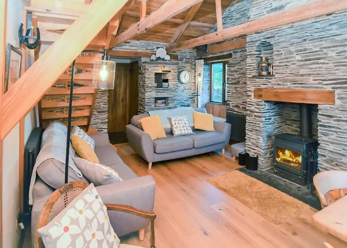 3 Bed In Padstow 51214