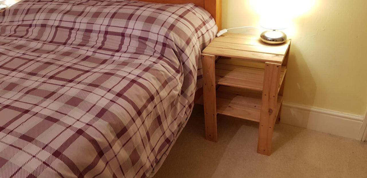 Padstow, Sleeps 5, You'll Be The Only Guests, Huge Rooms! Acomodação com café da manhã  Padstow