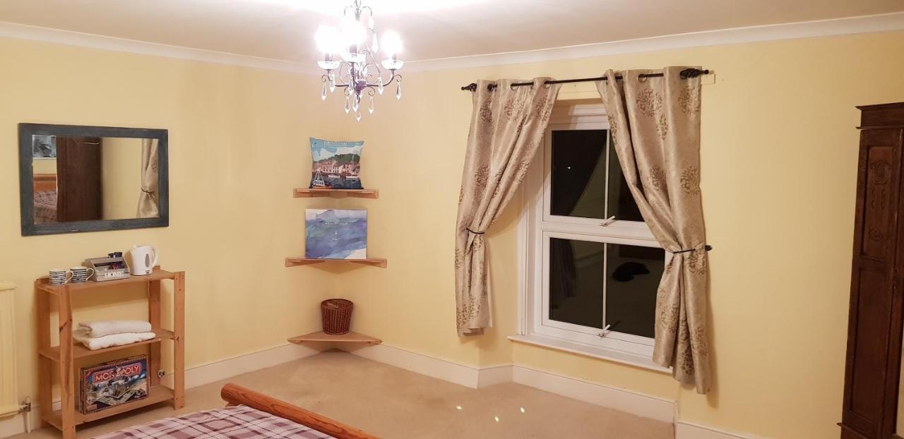 Padstow, Sleeps 5, You'll Be The Only Guests, Huge Rooms! Acomodação com café da manhã  Padstow