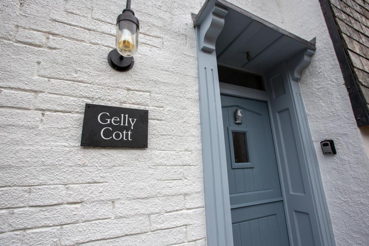 Gelly Cott Padstow