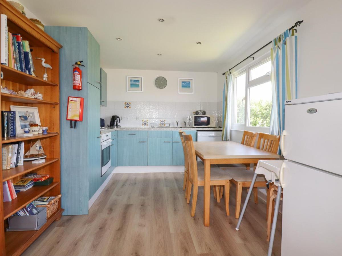 Trevone - 130 Holiday home *