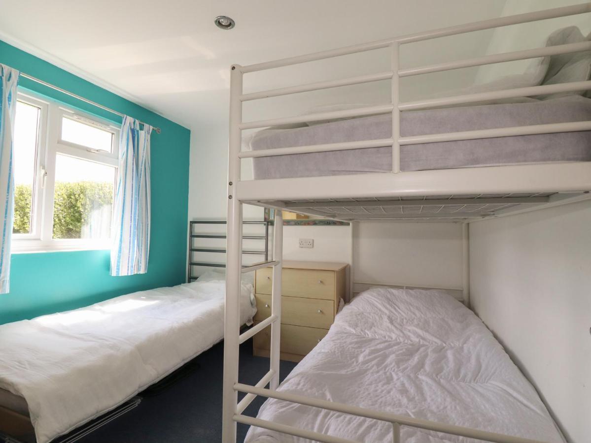 Trevone - 130 Holiday home Padstow