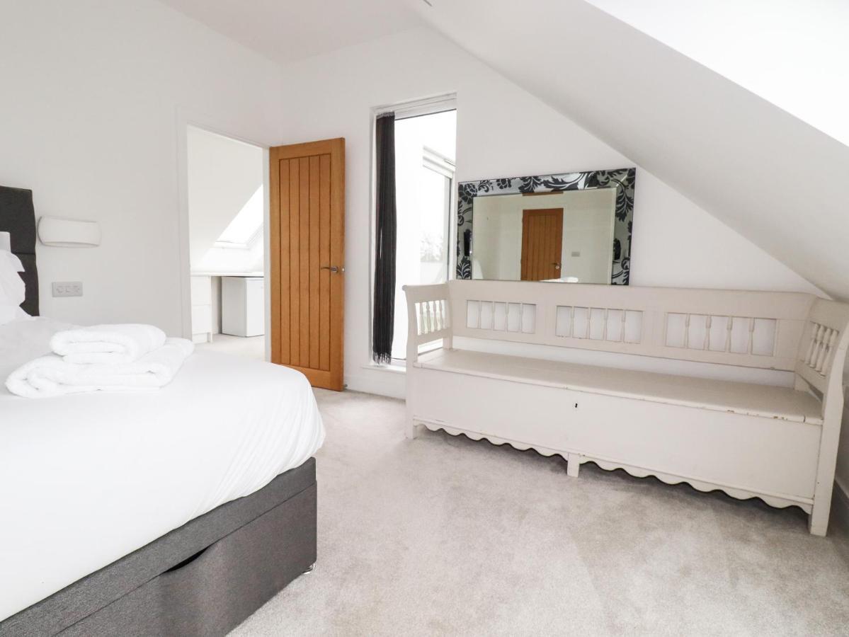 Woodlands Close * Padstow