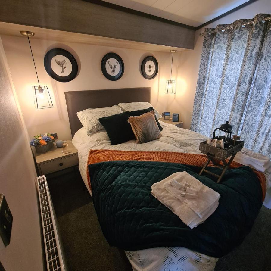 Mawgan Pads Apartment
