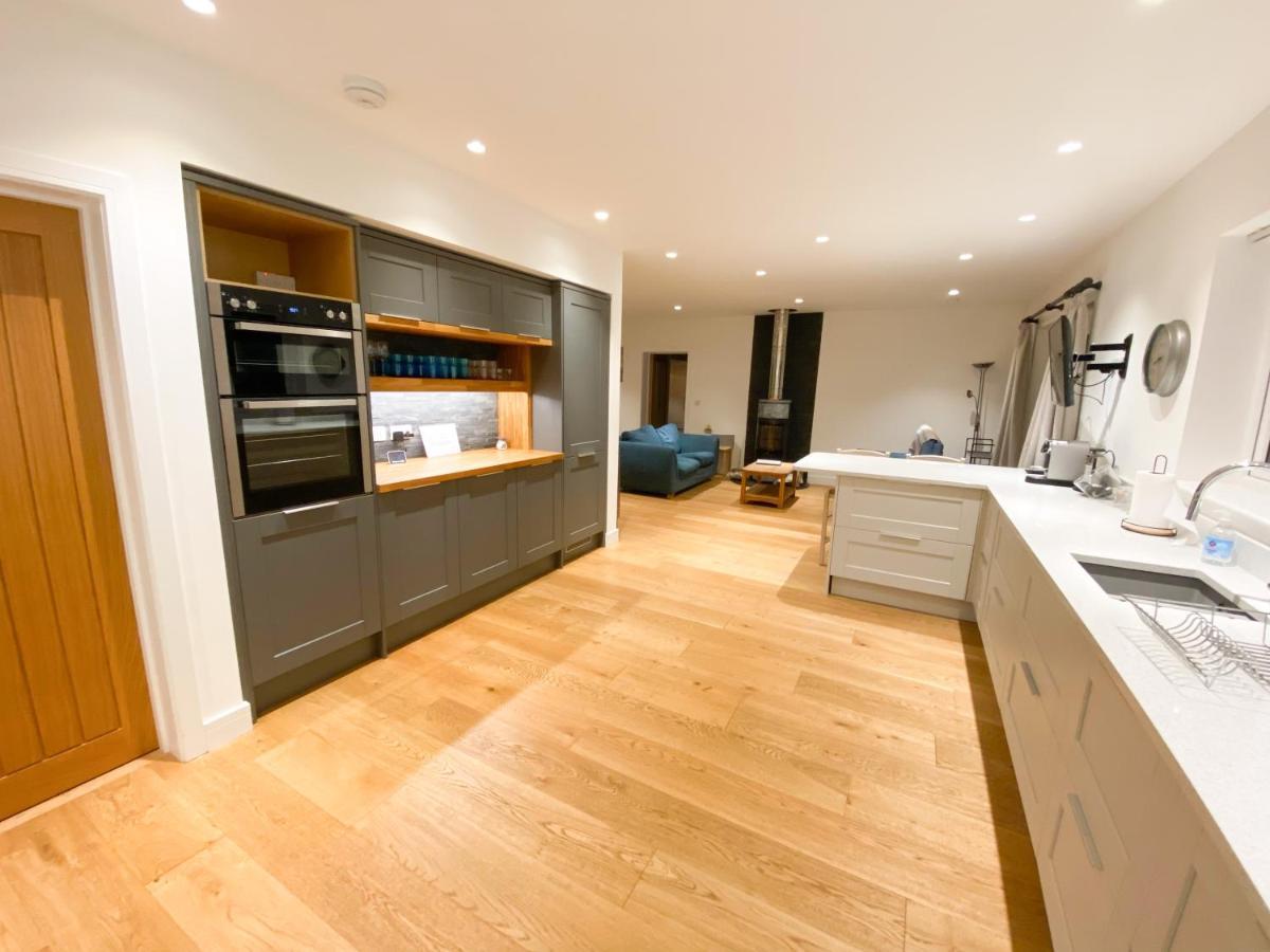 Woodlands Close *
