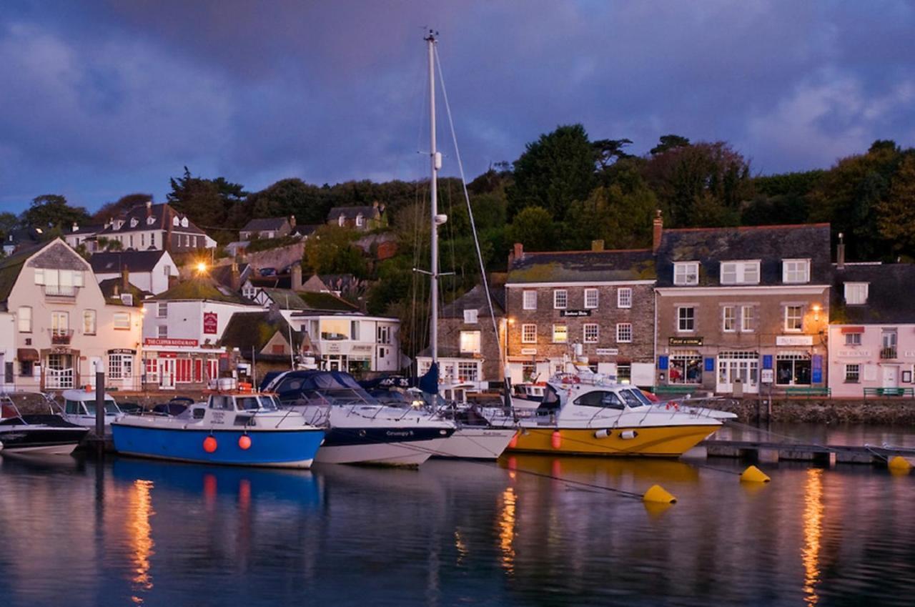 Wendy Lodge- Cottage, Sleeps 6 Adults * Padstow
