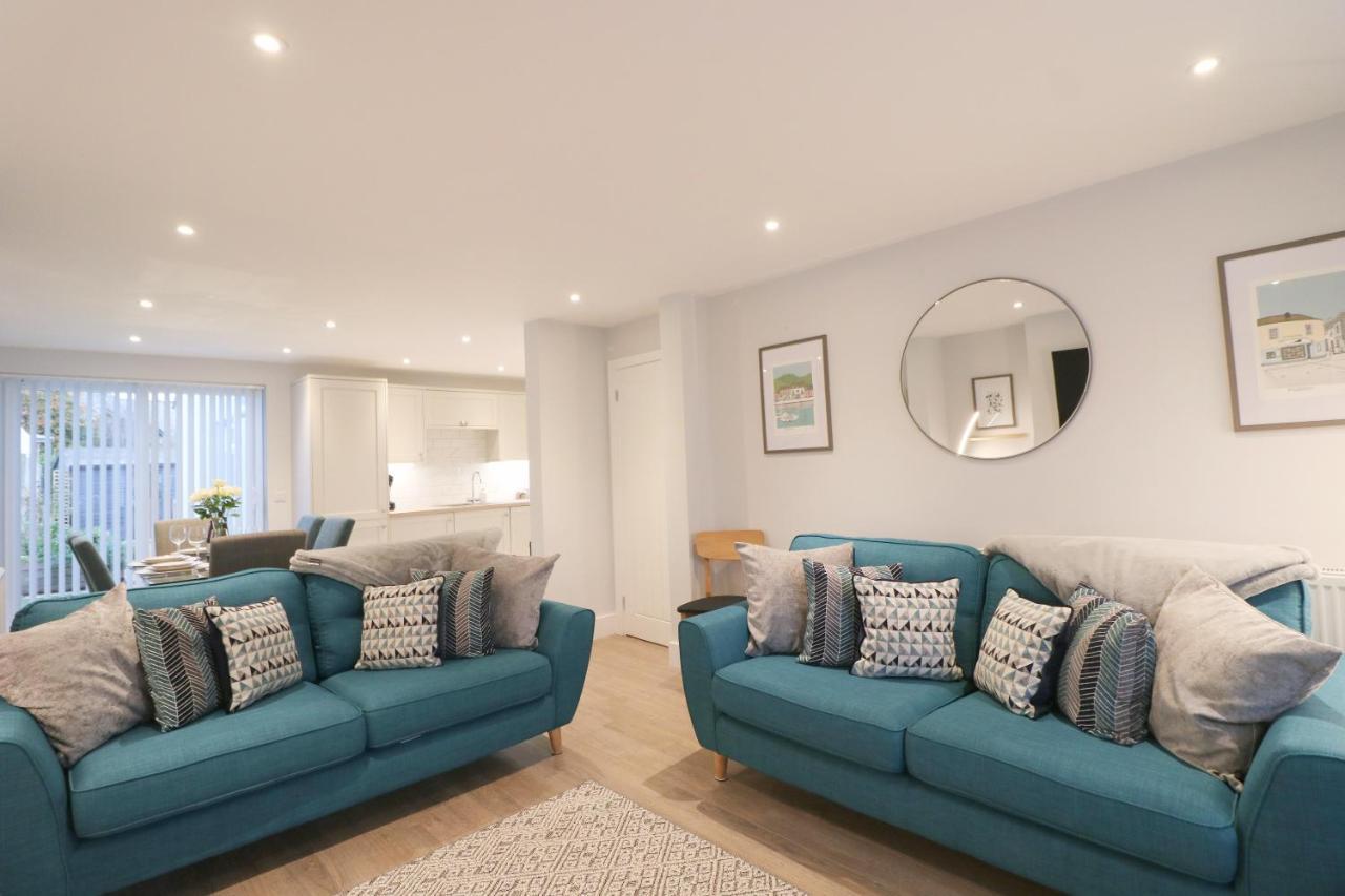 Townhouse, Close To Harbour With Sea Views Holiday home Padstow