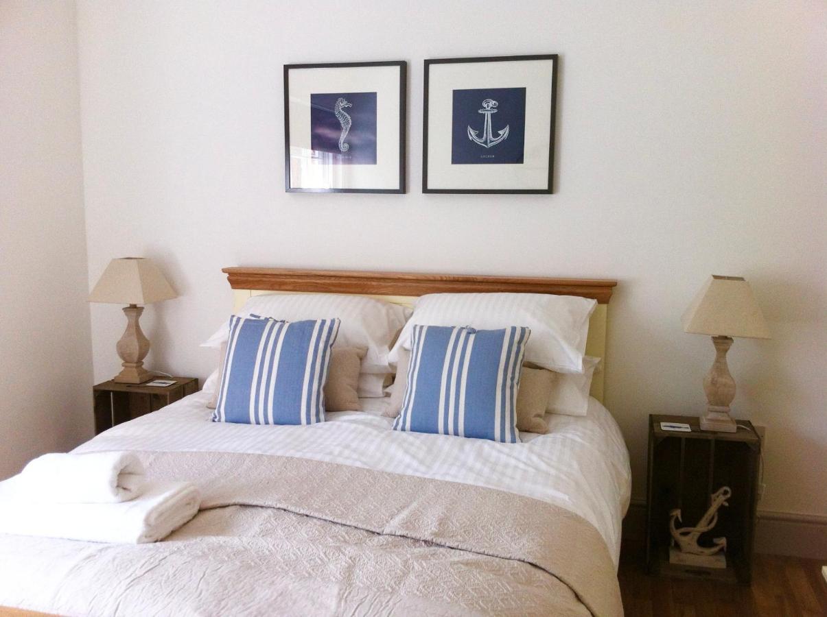 Harbour Retreat - Entire In The Beautiful Old Town Of Harbour