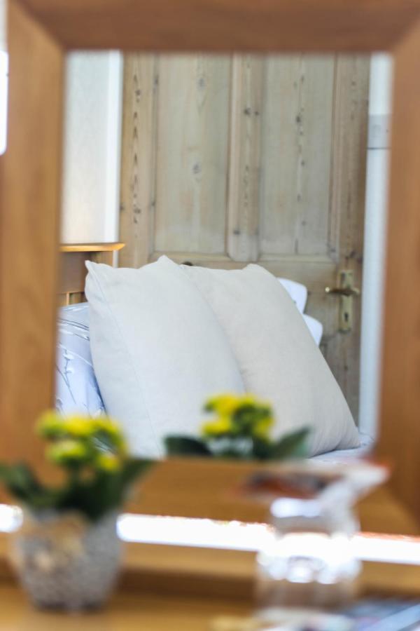 Bed & Breakfast No 10 Treverbyn Road 3*