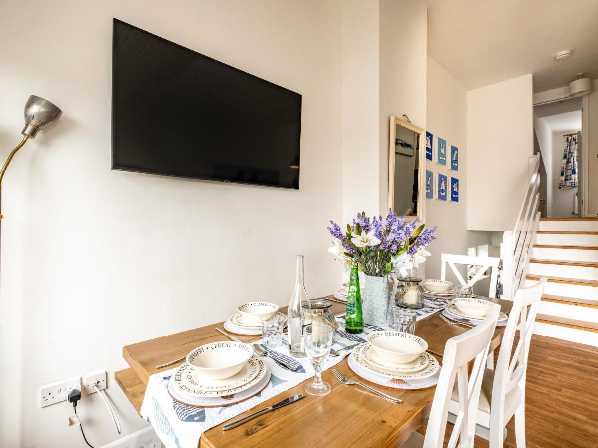Slipway 12 Holiday home *
