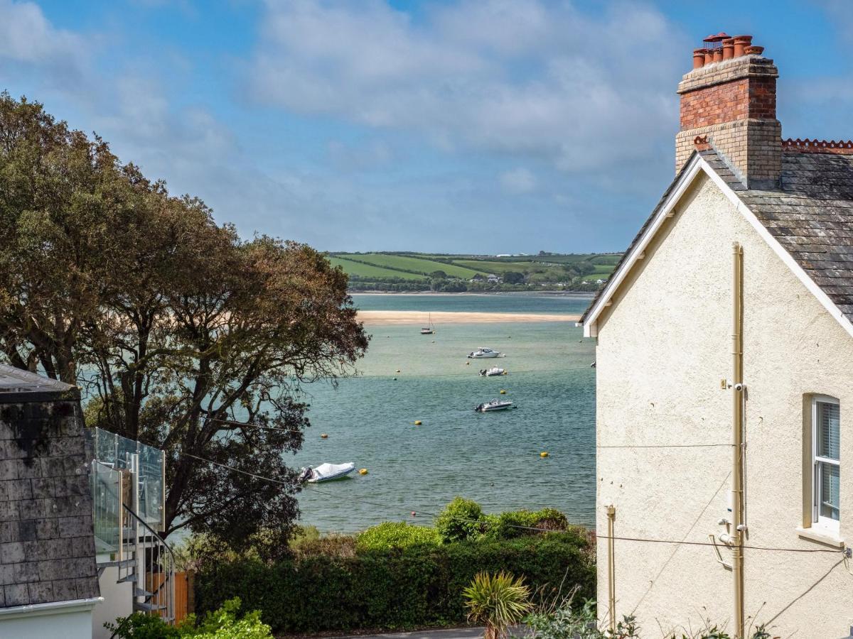 Slipway 12 * Padstow