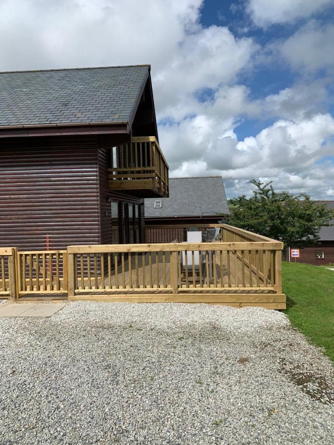 Holiday home Retallack 4 Bedroom - Hot Tub For Hire On Request -pool &