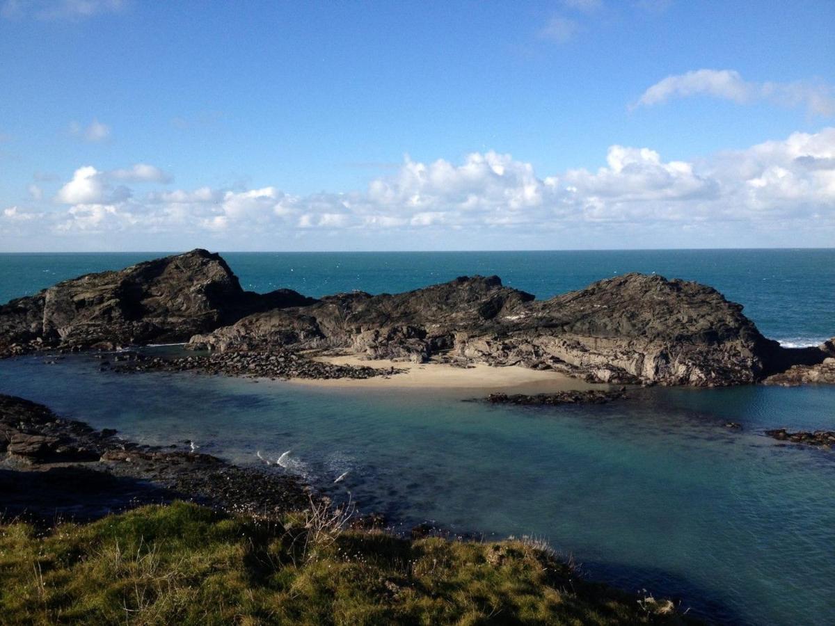 Golden Burn Caravan * Padstow