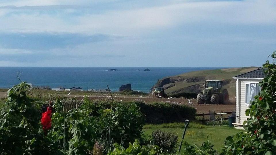 Golden Burn Caravan * Padstow