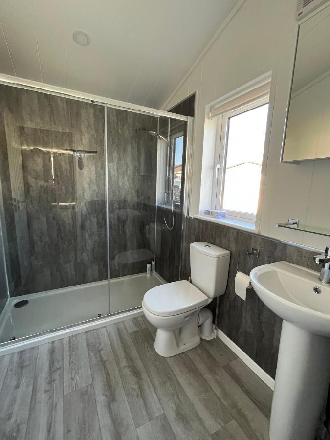 Base Lodge, Cornwall