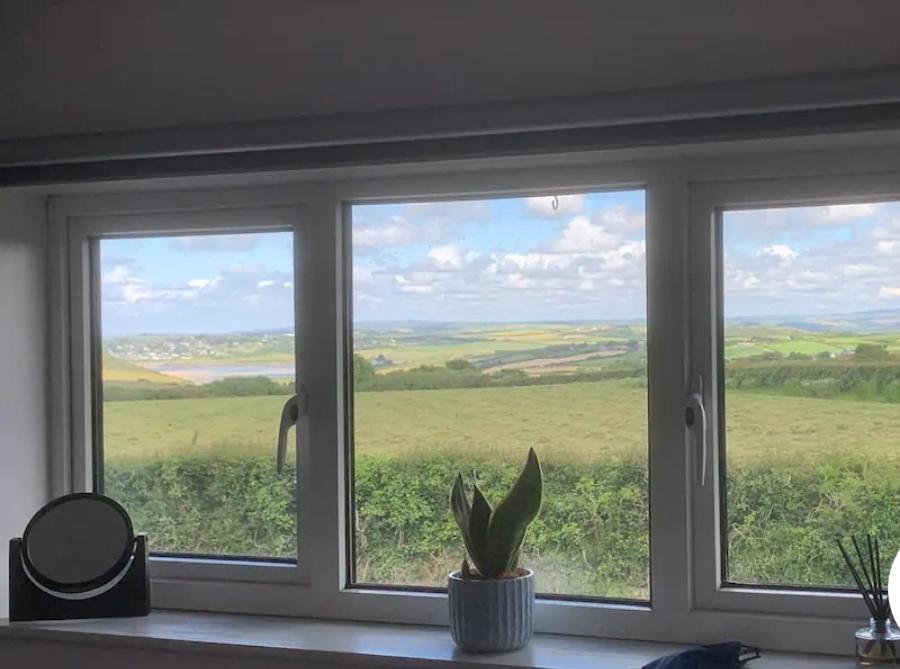 Sail Loft - Large Double Room, Bathroom And Lounge 2 Miles From Apartment Padstow
