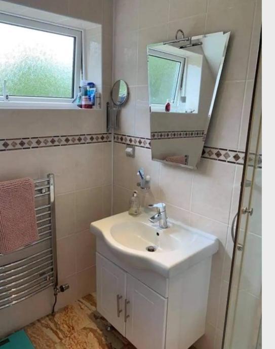 Sail Loft - Large Double Room, Bathroom And Lounge 2 Miles From *