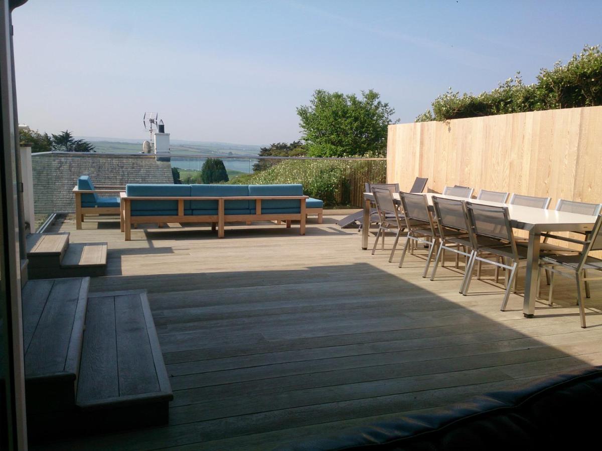 Rock-4 Medrose Holiday home *