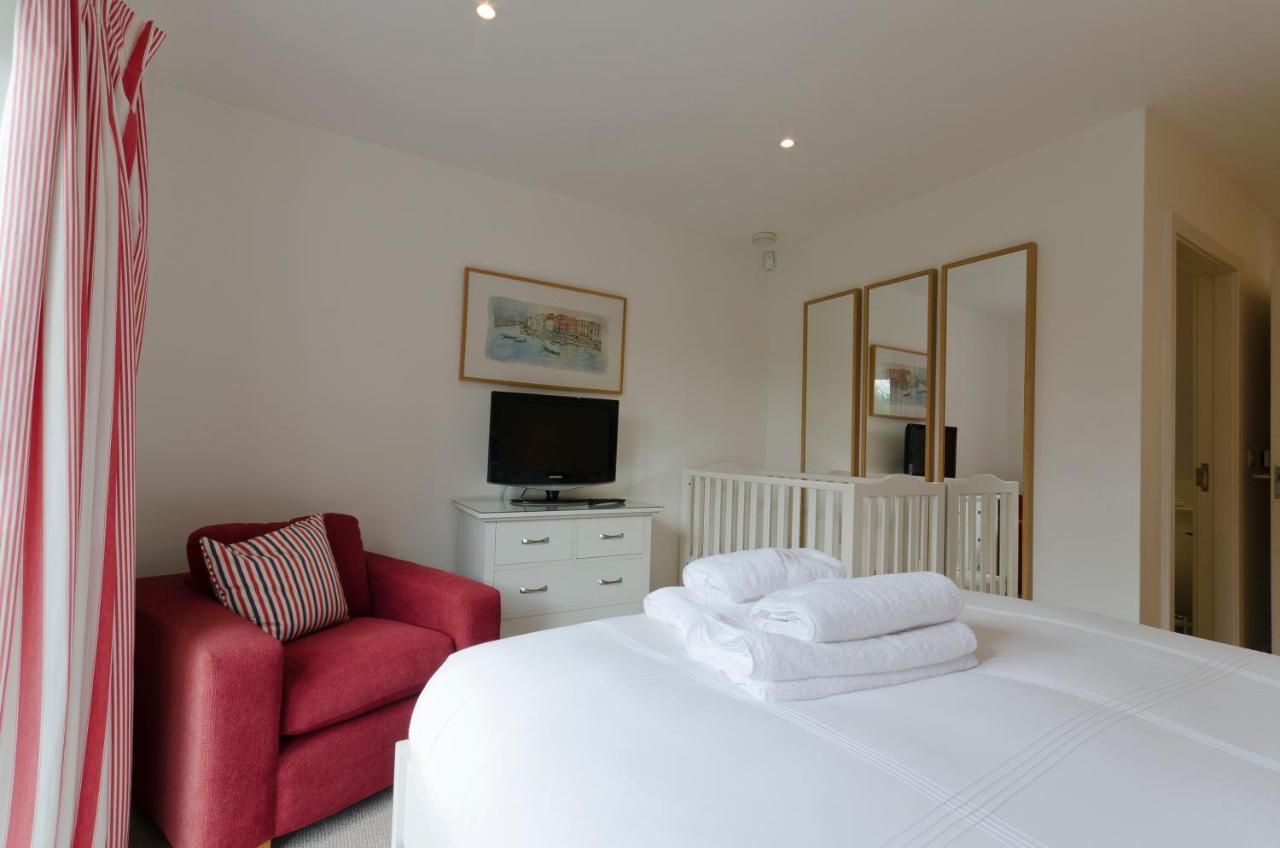 Rock-4 Medrose Padstow