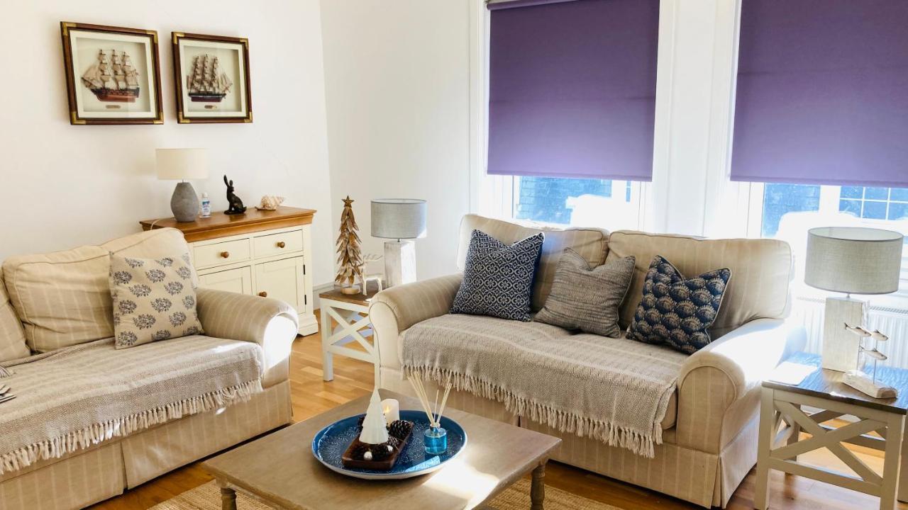 Harbour Retreat - Entire In The Beautiful Old Town Of Harbour