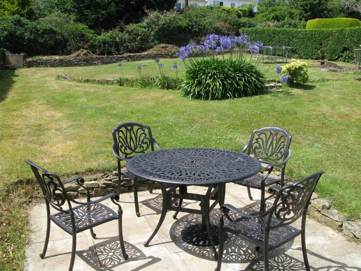 Gwel Teg, 30 Egerton Road * Padstow