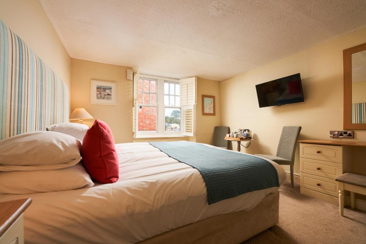 The Old Custom House Hotel